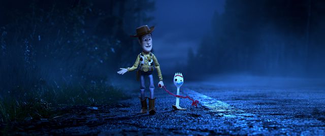 toy-story-4-woody-forky-1560342398