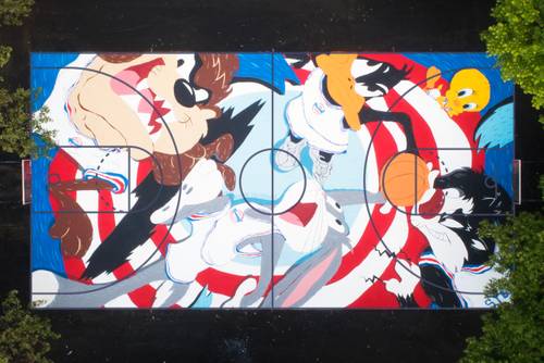 https___hypebeast.com_image_2019_07_warner-bros-tune-squad-court-mural-evan-russell-1
