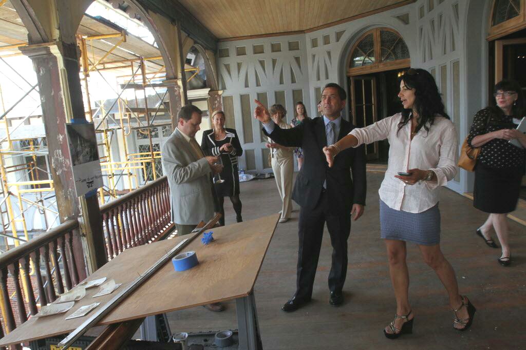 AR-311199995_kindlephoto-38187954